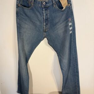 Levi's Men Blue Straight Leg Jeans